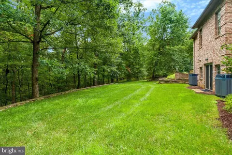 Exterior - 7355 Kehne Rd, Frederick, MD 21702 photo 18 of 33