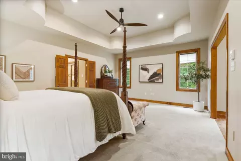 Bedroom - 7355 Kehne Rd, Frederick, MD 21702 photo 3 of 10