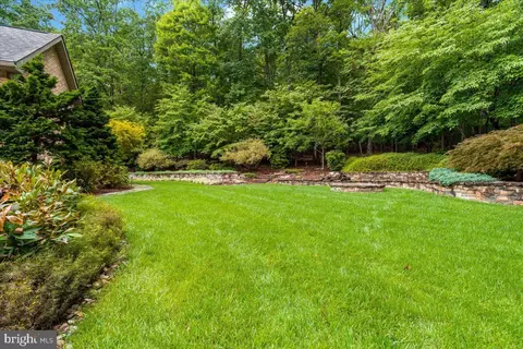 Exterior - 7355 Kehne Rd, Frederick, MD 21702 photo 11 of 33