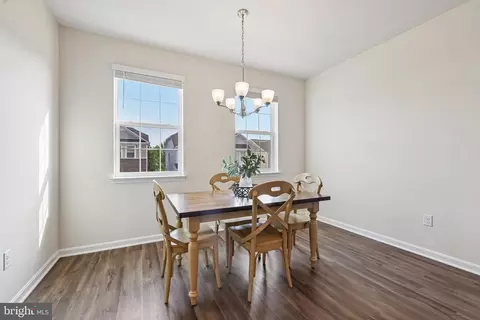 Dining - 7029 Freedom, Frederick, MD 21703 photo 2 of 2