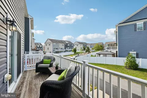 Exterior - 7029 Freedom, Frederick, MD 21703 photo 4 of 6