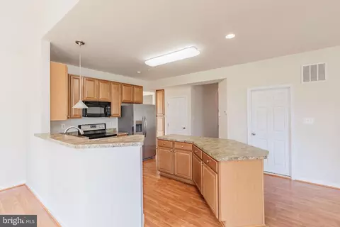 Kitchen - 122 Sunlight Ct, Frederick, MD 21702 photo 4 of 4