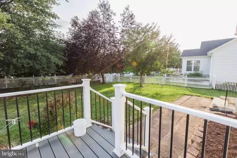 Exterior - 122 Sunlight Ct, Frederick, MD 21702 photo 4 of 5