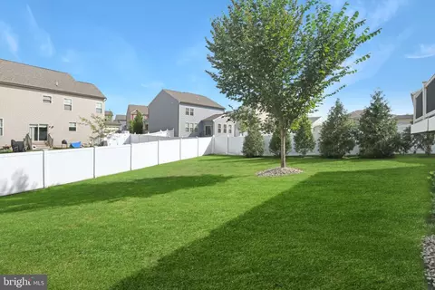 Exterior - 2063 Chamberlain Dr, Frederick, MD 21702 photo 4 of 7