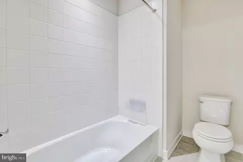 Bath - 2063 Chamberlain Dr, Frederick, MD 21702 photo 1 of 3