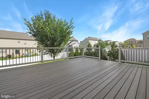 Exterior - 2063 Chamberlain Dr, Frederick, MD 21702 photo 2 of 7