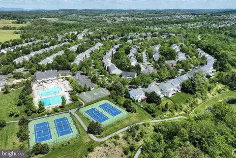 View/Area - 3544 Winthrop Ln, Frederick, MD 21704 photo 3 of 6