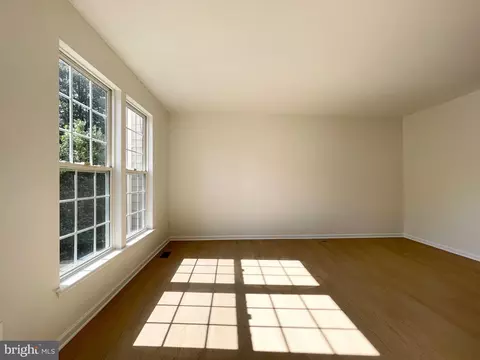 Living - 3544 Winthrop Ln, Frederick, MD 21704 photo 2 of 5