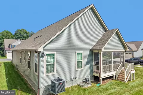 Exterior - 2814 Camomile Dr E, Frederick, MD 21704 photo 14 of 14