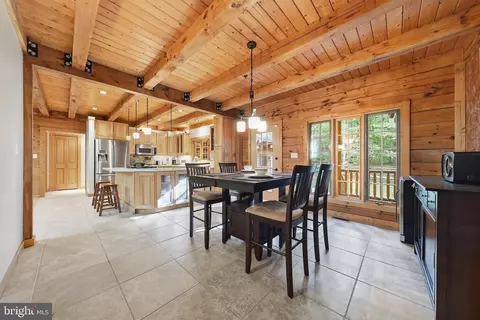 Dining - 14520 Ridenour Rd, Smithsburg, MD 21783 photo 2 of 2