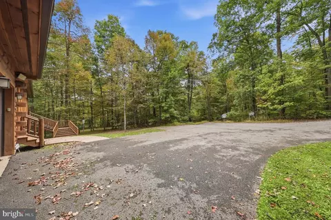 Exterior - 14520 Ridenour Rd, Smithsburg, MD 21783 photo 9 of 15