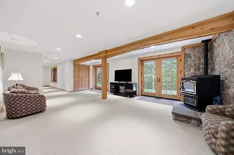 Living - 14520 Ridenour Rd, Smithsburg, MD 21783 photo 2 of 2