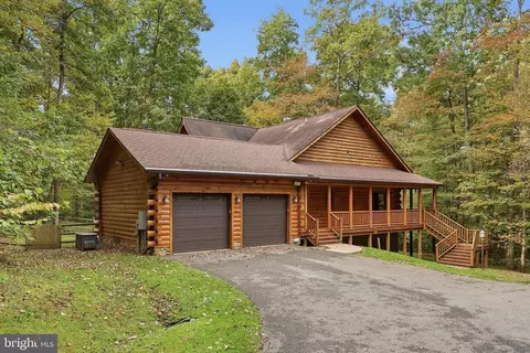 Exterior - 14520 Ridenour Rd, Smithsburg, MD 21783 photo 3 of 15
