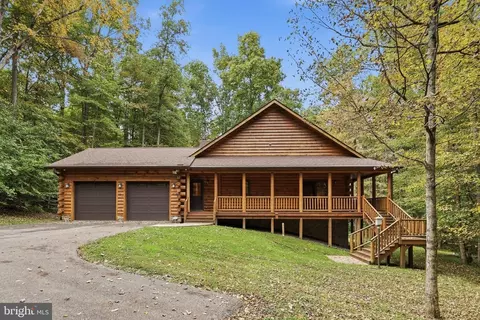Exterior - 14520 Ridenour Rd, Smithsburg, MD 21783 photo 2 of 15