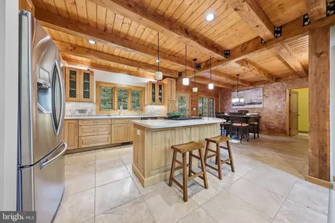 Kitchen - 14520 Ridenour Rd, Smithsburg, MD 21783 photo 1 of 5
