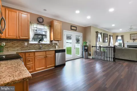 Entry Way - 800 Aztec Dr, Frederick, MD 21701 photo 1 of 5