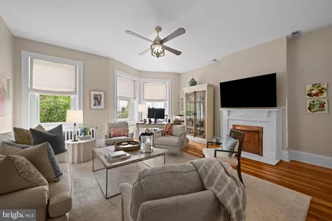 Living - 201 E 2nd St, Frederick, MD 21701 photo 1 of 4