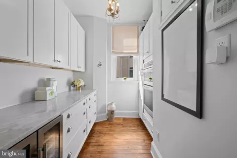 Entry Way - 201 E 2nd St, Frederick, MD 21701 photo 5 of 14