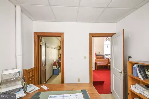 Entry Way - 9624 Liberty Rd, Frederick, MD 21701 photo 4 of 8