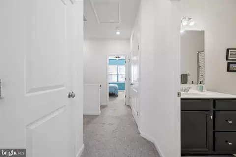 Entry Way - 5655 Owl St, Frederick, MD 21704 photo 18 of 21