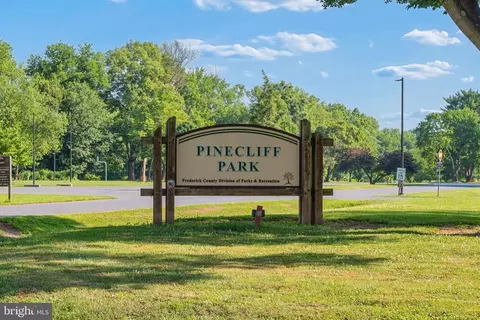 Exterior - 5655 Owl St, Frederick, MD 21704 photo 12 of 15