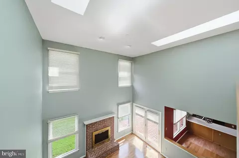 Entry Way - 6101 Fieldcrest Dr, Frederick, MD 21701 photo 4 of 4