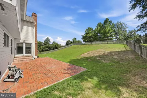 Exterior - 6101 Fieldcrest Dr, Frederick, MD 21701 photo 8 of 15