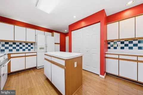 Kitchen - 6101 Fieldcrest Dr, Frederick, MD 21701 photo 2 of 4