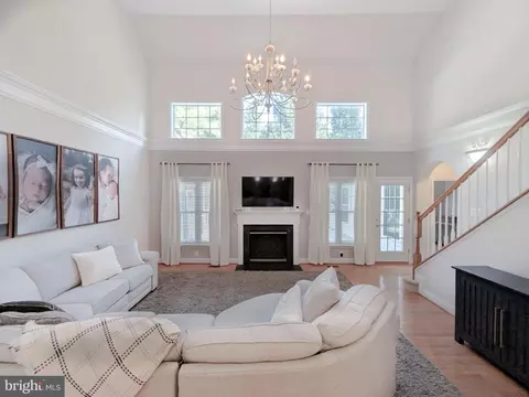 Living - 2647 Monocacy Ford Rd, Frederick, MD 21701 photo 2 of 3