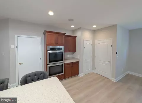Entry Way - 2647 Monocacy Ford Rd, Frederick, MD 21701 photo 3 of 4