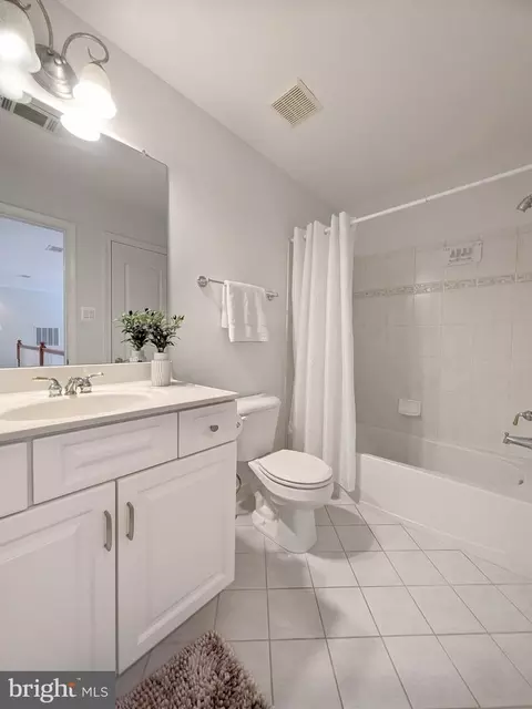 Bath - 2647 Monocacy Ford Rd, Frederick, MD 21701 photo 3 of 5