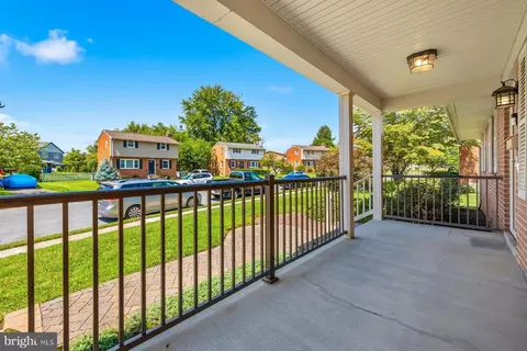 Exterior - 802 Young Pl, Frederick, MD 21702 photo 5 of 5