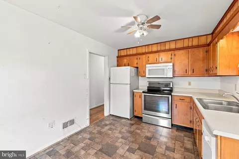 Other - 802 Young Pl, Frederick, MD 21702 photo 4 of 11