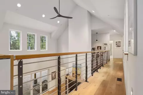 Entry Way - 4833 Reels Mill Rd, Frederick, MD 21704 photo 9 of 11