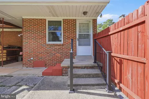 Exterior - 114 Fairview Ave, Frederick, MD 21701 photo 5 of 5