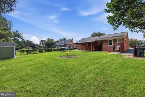 Exterior - 114 Fairview Ave, Frederick, MD 21701 photo 2 of 5