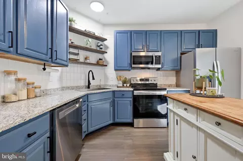 Kitchen - 1728 Derrs Sq E, Frederick, MD 21701 photo 3 of 3