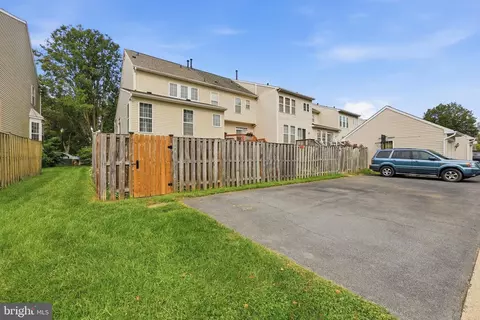 Exterior - 1728 Derrs Sq E, Frederick, MD 21701 photo 8 of 16