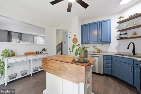 Kitchen - 1728 Derrs Sq E, Frederick, MD 21701 photo 2 of 3