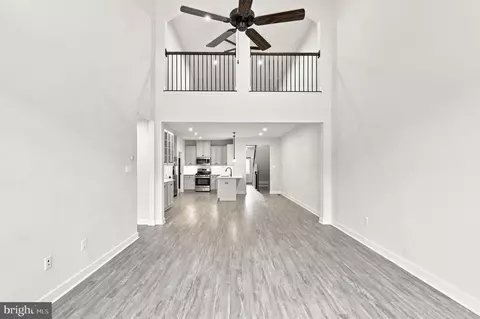Entry Way - 6141 Dock St, Frederick, MD 21703 photo 7 of 14