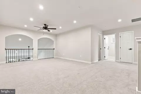 Entry Way - 6141 Dock St, Frederick, MD 21703 photo 11 of 14