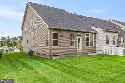 Exterior - 6141 Dock St, Frederick, MD 21703 photo 4 of 6