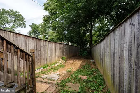 Exterior - 236 S Carroll St, Frederick, MD 21701 photo 4 of 5