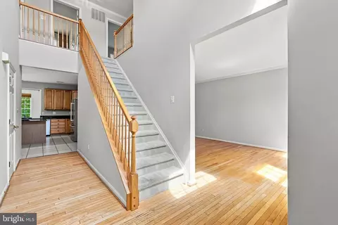 Entry Way - 4802 Clarendon Dr, Frederick, MD 21703 photo 3 of 16