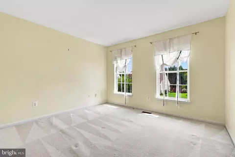 Bedroom - 4802 Clarendon Dr, Frederick, MD 21703 photo 6 of 6