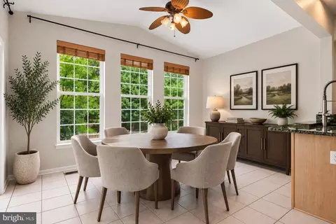 Dining - 4802 Clarendon Dr, Frederick, MD 21703 photo 3 of 3