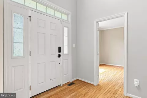 Entry Way - 4802 Clarendon Dr, Frederick, MD 21703 photo 2 of 16