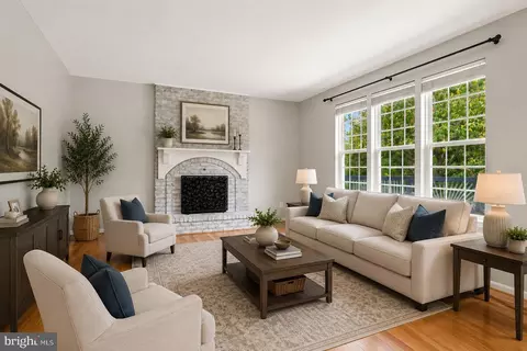 Living - 4802 Clarendon Dr, Frederick, MD 21703 photo 5 of 8