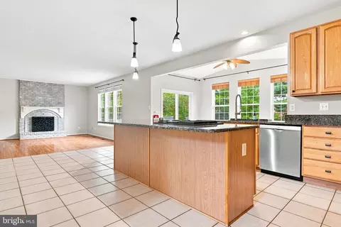 Kitchen - 4802 Clarendon Dr, Frederick, MD 21703 photo 3 of 8