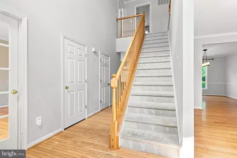 Entry Way - 4802 Clarendon Dr, Frederick, MD 21703 photo 10 of 16
